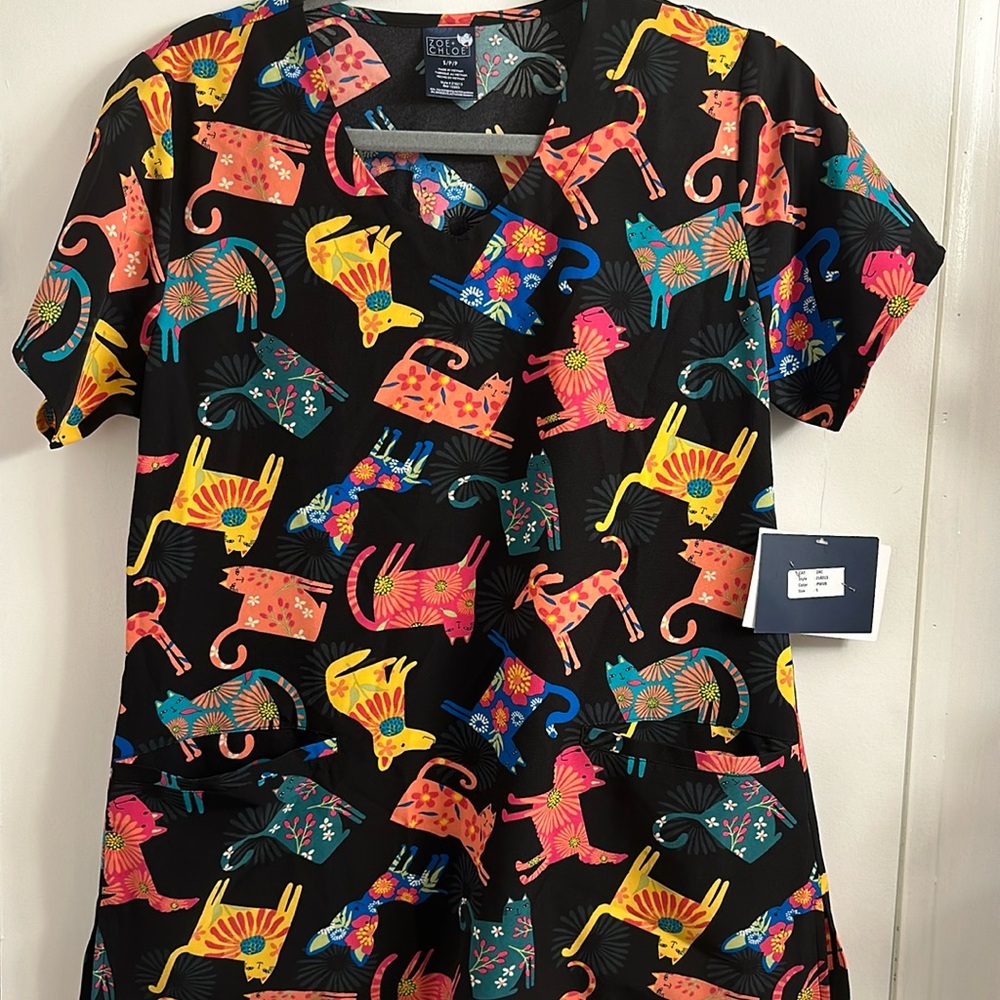 Zoe +Chloe scrub top small